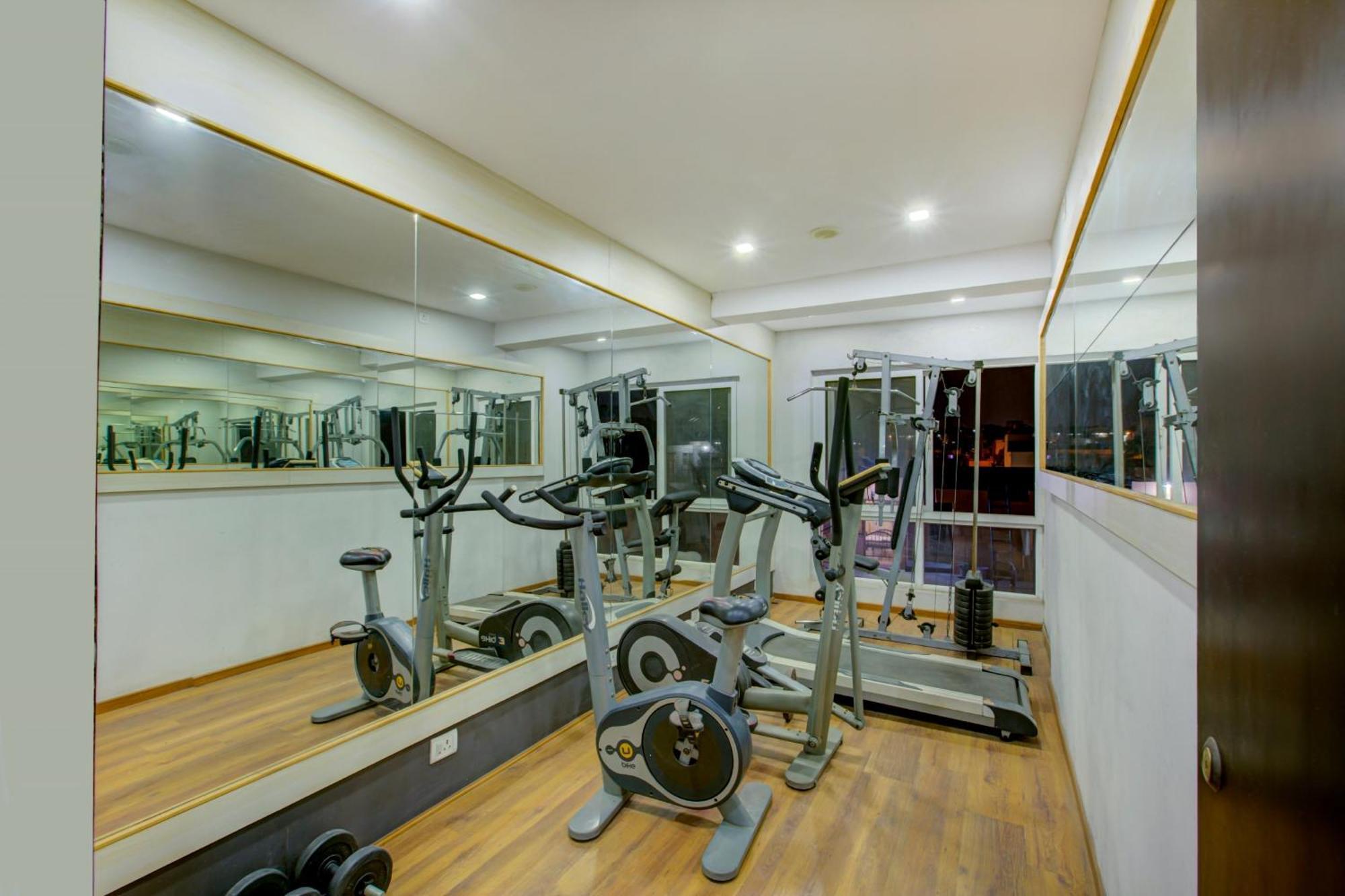 Super Townhouse Oak Jvh Hotel バンガロール エクステリア 写真